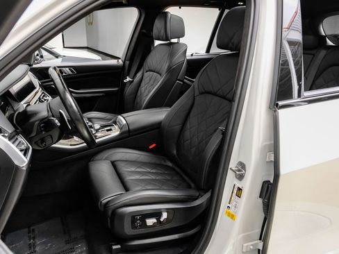 Used 2023 BMW X5 sDrive40i w/ Executive Package image 35