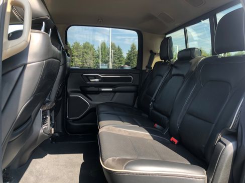 Used 2019 RAM 1500 Laramie image 11