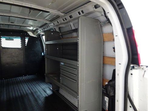 Used 2021 Chevrolet Express 2500 w/ Driver Convenience Package image 15