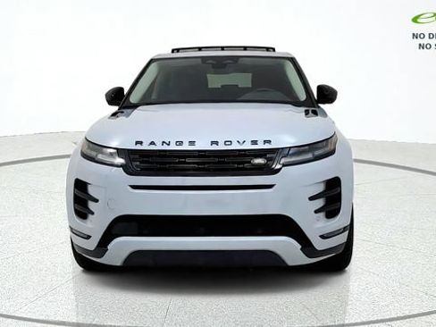 Used 2024 Land Rover Range Rover Evoque Dynamic SE AWD/4WD image 2