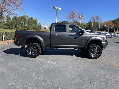 Used 2024 RAM 3500 Laramie w/ Night Edition image 37