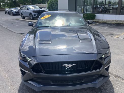 Used 2022 Ford Mustang GT Premium w/ GT Performance Package RWD image 3