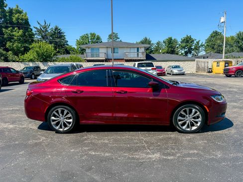 Used 2016 Chrysler 200 S FWD image 13