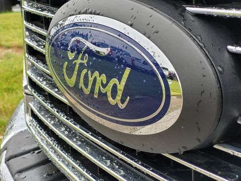 Used 2020 Ford F350 Lariat w/ Lariat Ultimate Package image 10