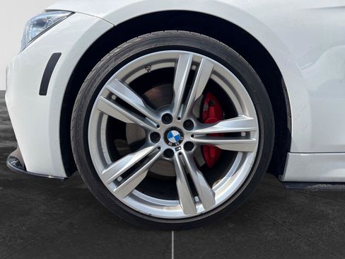 Used 2014 BMW 335i xDrive Sedan AWD/4WD image 9