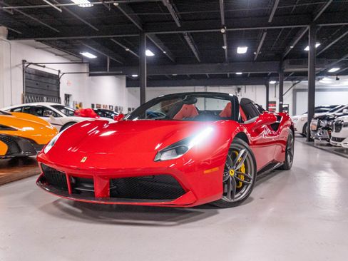 Used 2018 Ferrari 488 Spider RWD image 63