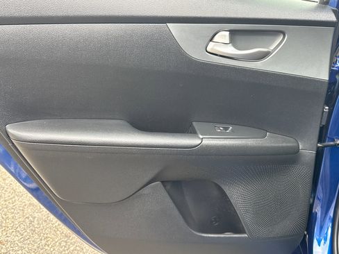 Used 2021 Kia Forte LXS image 21