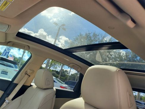 Used 2023 Acura RDX AWD image 18