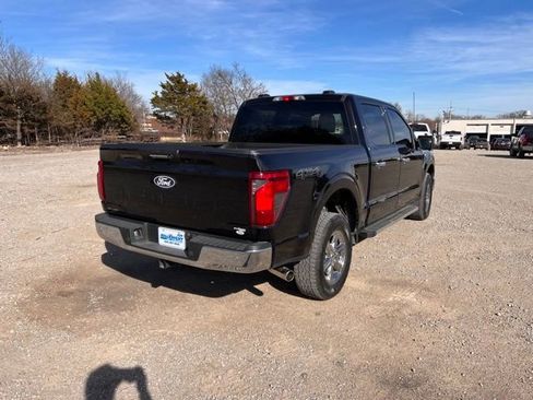 Used 2024 Ford F150 XLT w/ Mobile Office Package image 7