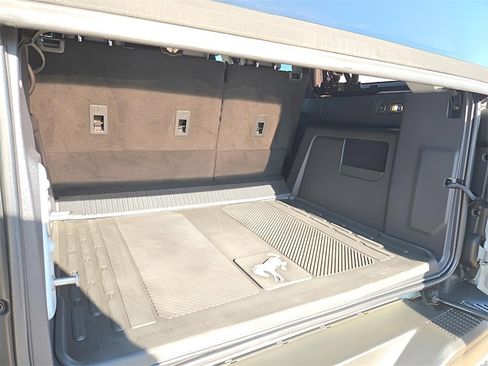 Used 2022 Ford Bronco Badlands w/ Sasquatch Package image 9