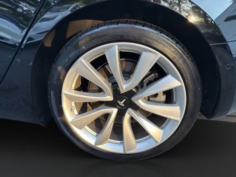 Used 2019 Tesla Model 3 Standard Range Plus image 22