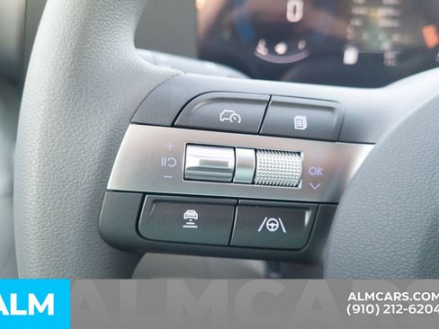 Certified 2026 Hyundai Kona SE image 23