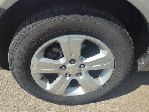Used 2015 Chevrolet Captiva Sport LS FWD image 9