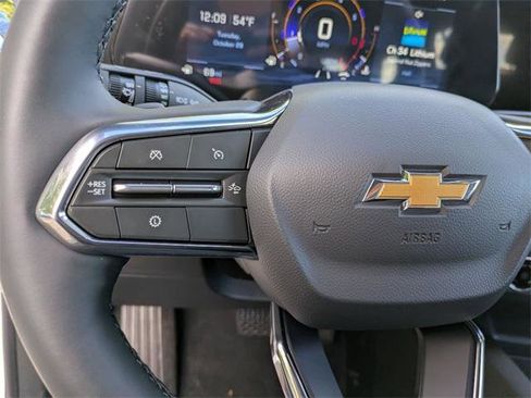 New 2026 Chevrolet Equinox LT image 16