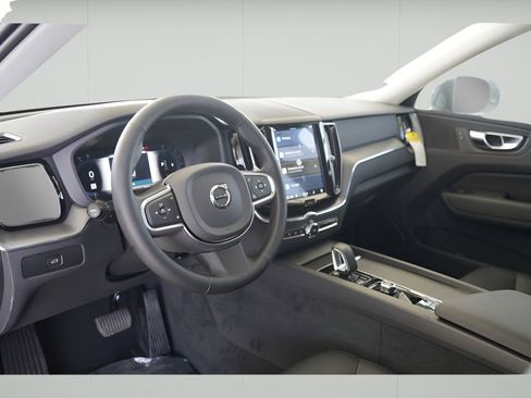 New 2025 Volvo XC60 B5 Core w/ Climate Package image 22