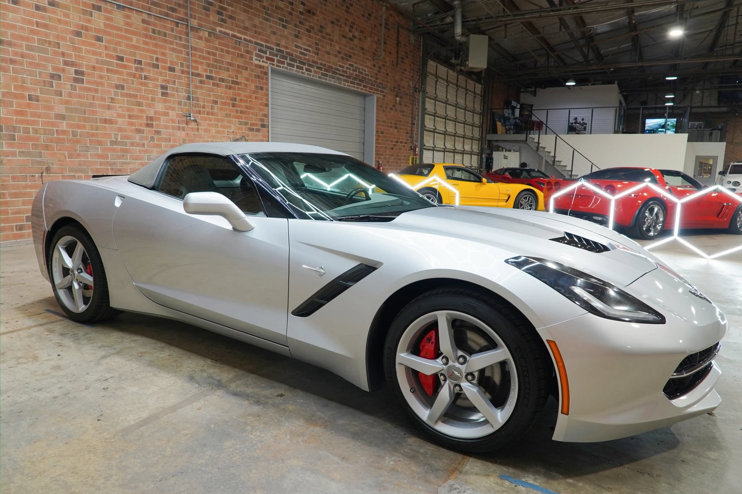 Used 2014 Chevrolet Corvette Stingray Convertible w/ 3LT Preferred Equipment Group RWD image 2