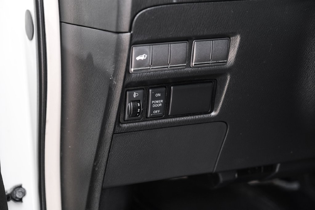 Used 2014 INFINITI QX80 2WD w/ Theater Package image 34