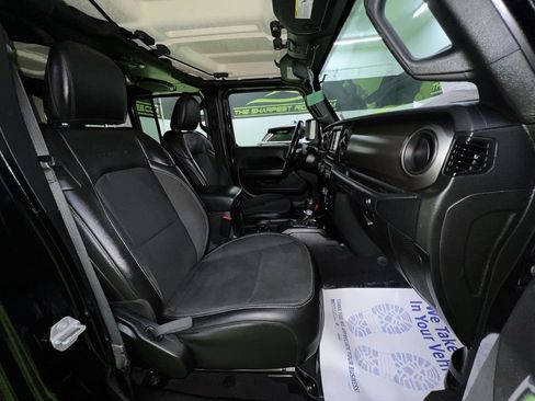Used 2020 Jeep Wrangler Unlimited Sport AWD/4WD image 28