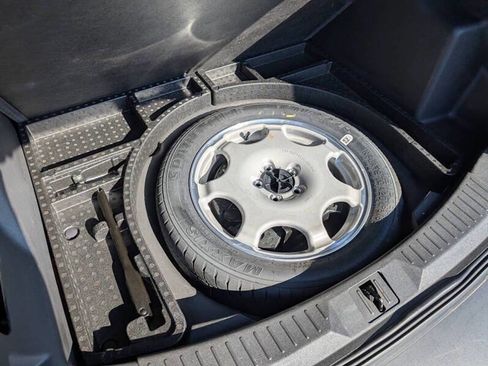 Used 2016 Ford Escape SE w/ Equipment Group 201A image 29