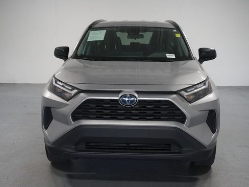 Used 2024 Toyota RAV4 LE AWD/4WD image 2