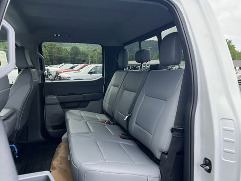New 2025 Ford F450 XL w/ XL Chrome Package image 15