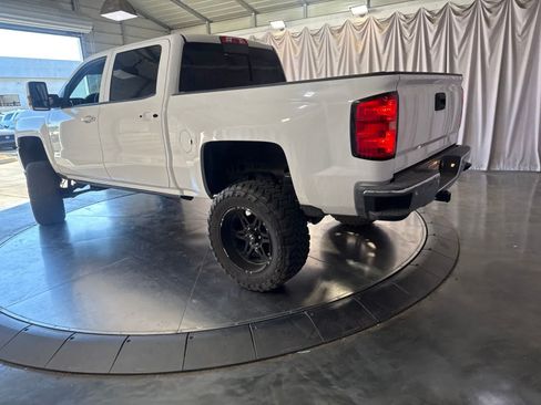 Used 2018 Chevrolet Silverado 1500 LT w/ Max Trailering Package AWD/4WD image 7