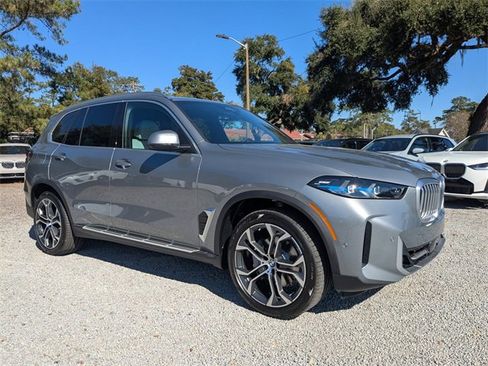 New 2026 BMW X5 xDrive40i w/ Climate Comfort Package image 2