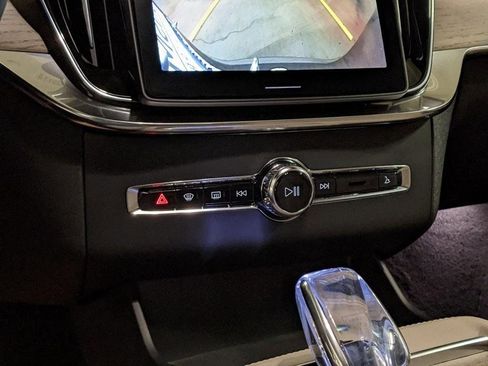 New 2026 Volvo XC90 B6 Ultra image 24