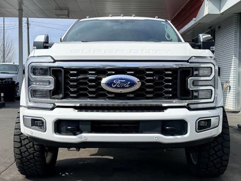 Used 2025 Ford F450 Platinum w/ Platinum Plus Package image 7