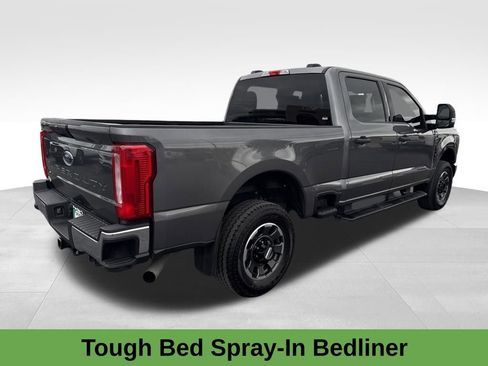 Used 2024 Ford F250 XLT image 8