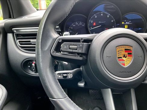 Certified 2023 Porsche Macan Turbo AWD/4WD image 23