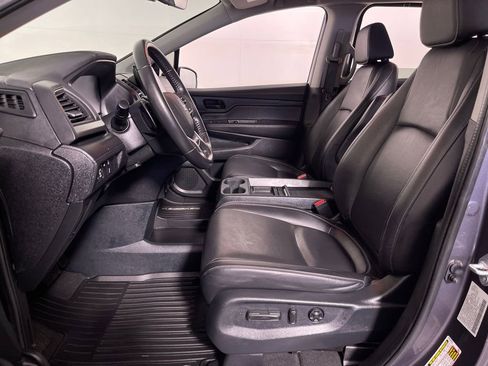 Used 2023 Honda Odyssey EX-L image 12