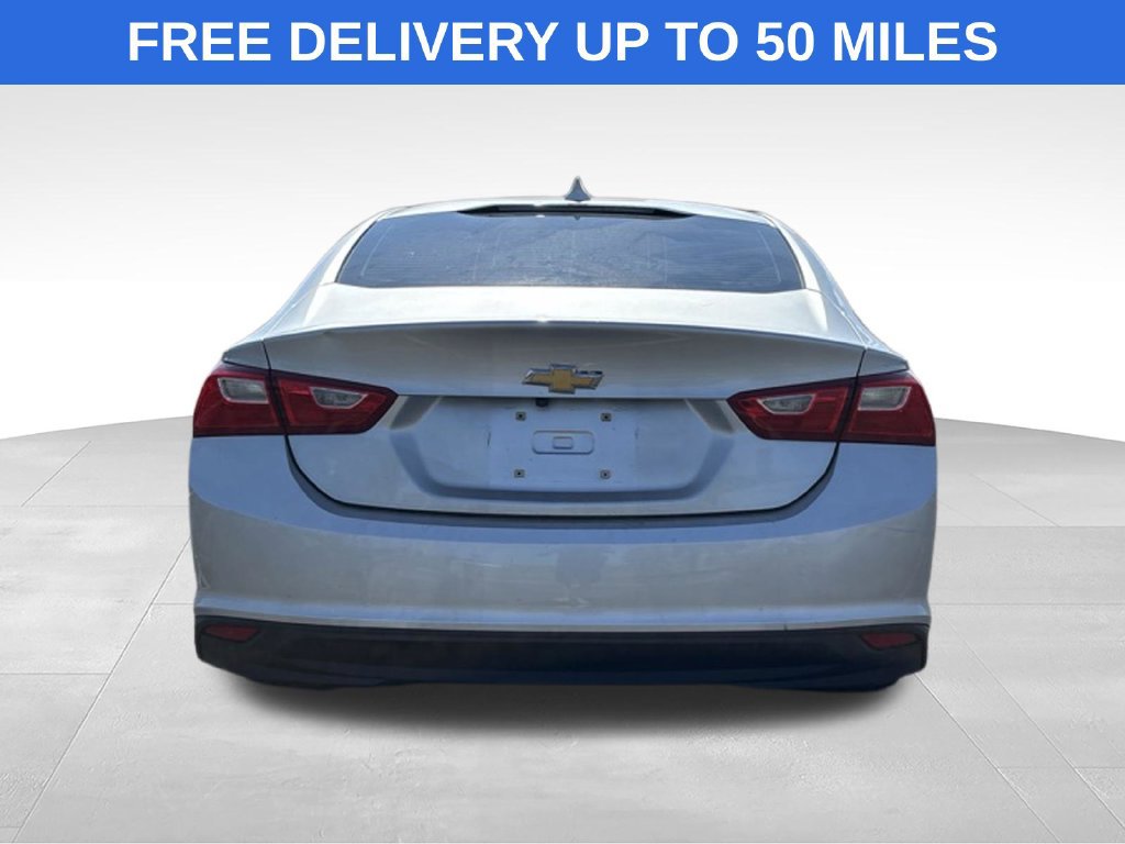 Used 2018 Chevrolet Malibu LT FWD image 6
