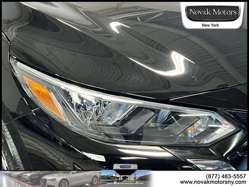 Used 2025 Nissan Sentra S FWD image 10