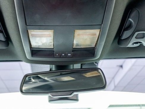 Used 2017 Dodge Challenger SXT w/ Driver Convenience Group image 18