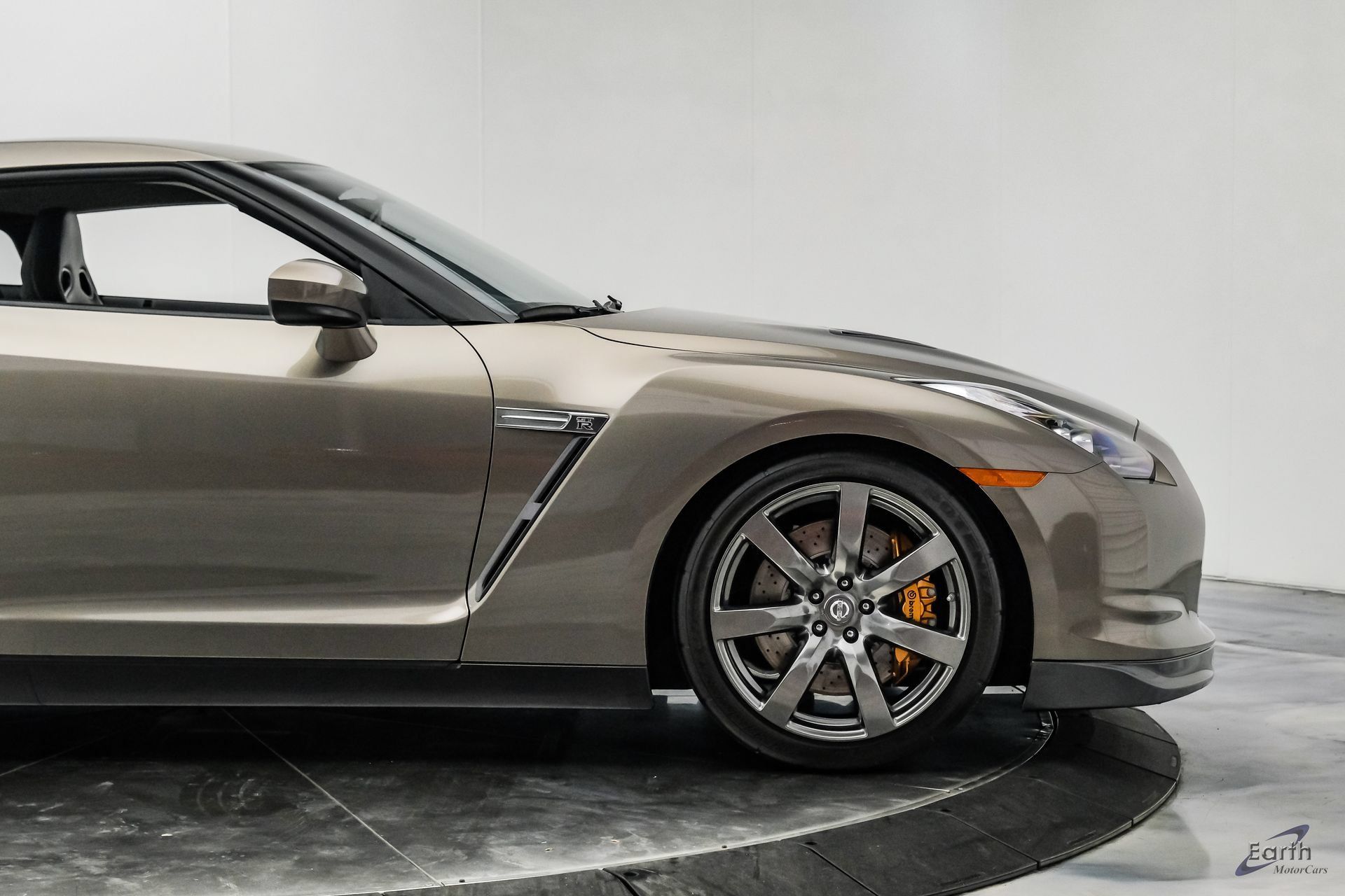 Used 2009 Nissan GT-R Premium AWD/4WD image 31