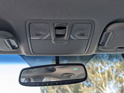 Used 2012 Hyundai Elantra Limited image 25