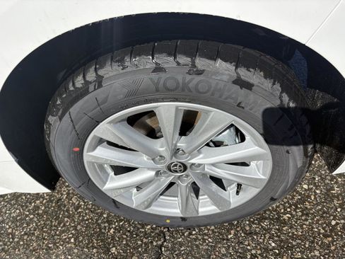 New 2026 Toyota Corolla SE image 28