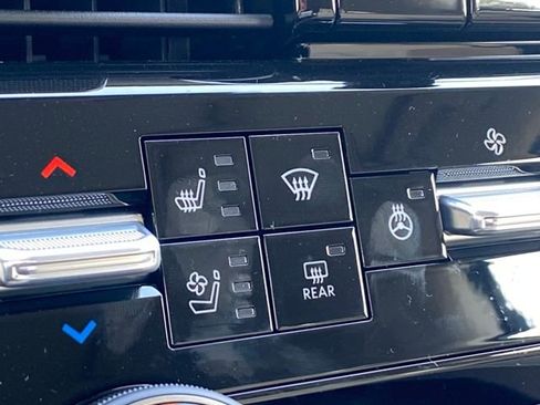 New 2026 Nissan Armada Platinum image 21