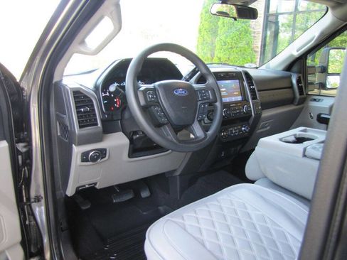 Used 2020 Ford F250 XL w/ STX Appearance Package image 13
