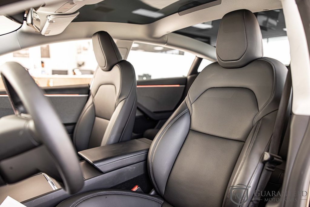 Used 2025 Tesla Model 3 Long Range RWD image 18
