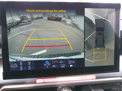 Used 2025 Toyota 4Runner TRD Off-Road Premium image 25