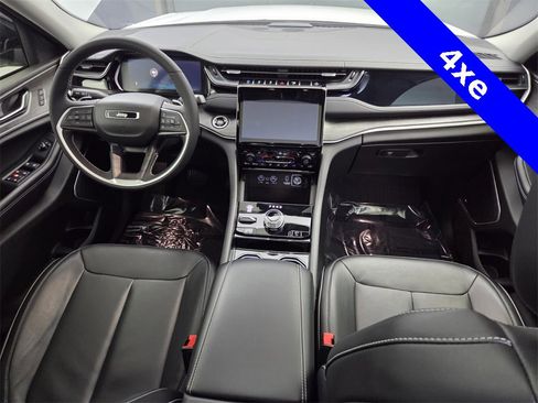 Used 2023 Jeep Grand Cherokee 4WD 4xe image 20