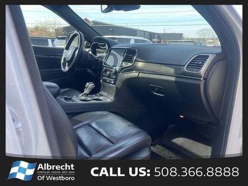Used 2022 Jeep Grand Cherokee Limited w/ Trailer Tow Group IV AWD/4WD image 19