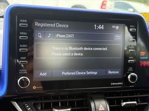Used 2022 Toyota C-HR XLE FWD image 15