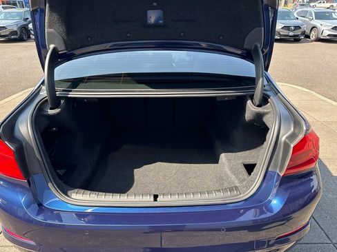 Used 2017 BMW 530i xDrive AWD/4WD image 8