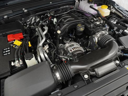 New 2026 Jeep Wrangler Unlimited Sahara AWD/4WD image 37