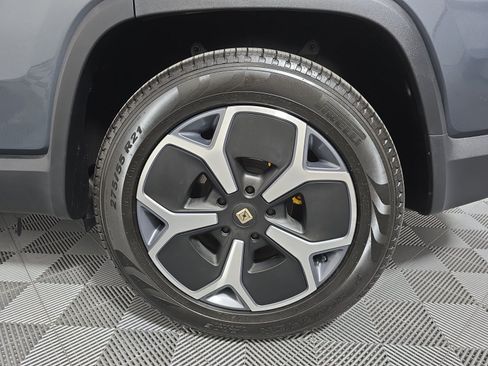 Used 2024 Rivian R1S Adventure AWD/4WD image 10