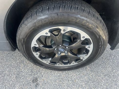 Used 2021 Subaru Crosstrek 2.0i Premium image 8