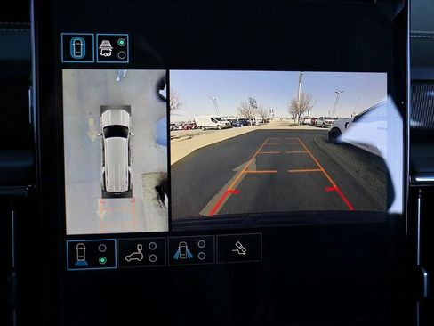 Used 2025 GMC Yukon XL Elevation w/ LPO, Floor Liner Package image 18